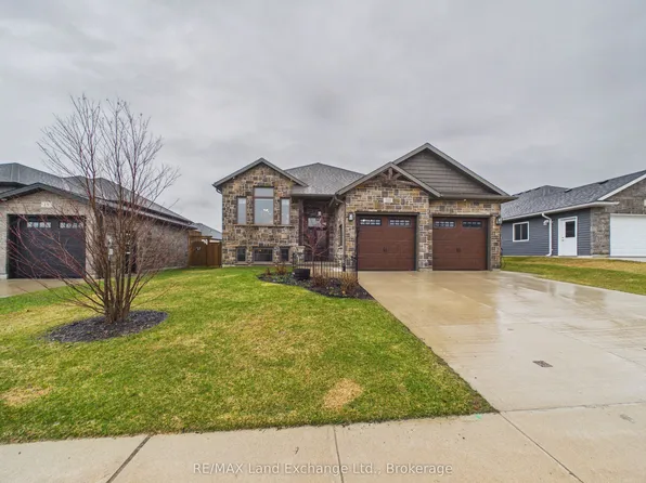 13 Lakefield Dr, Kincardine, ON N2Z 0E1