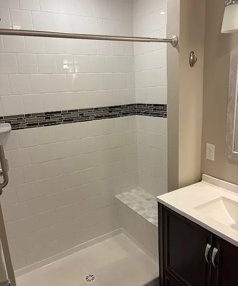 5 S Center St #208 — Photo 8