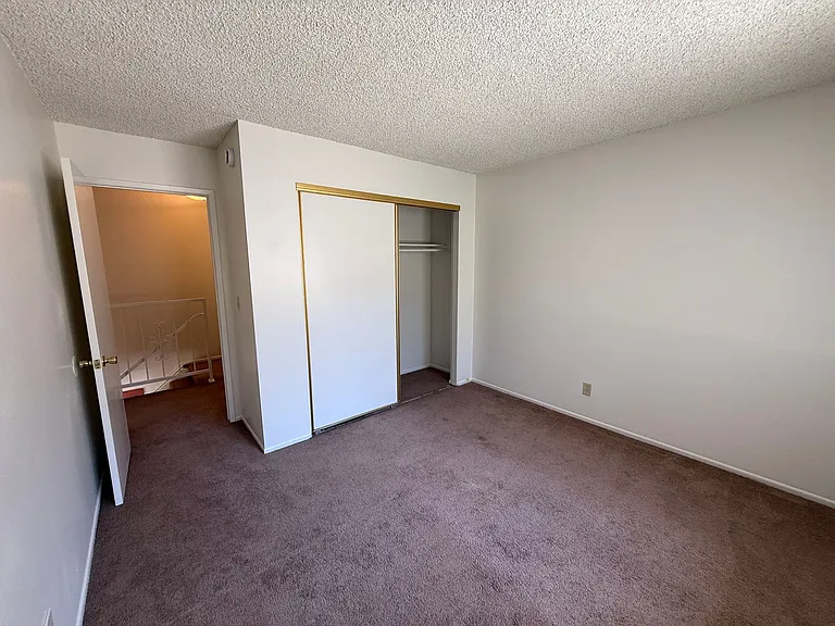 752 W Hemlock St — Photo 14