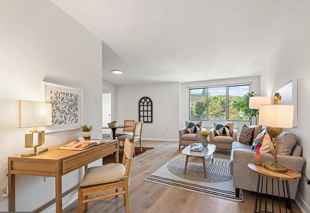 1 bed, 702 sqft, $2,000 — Photo 1