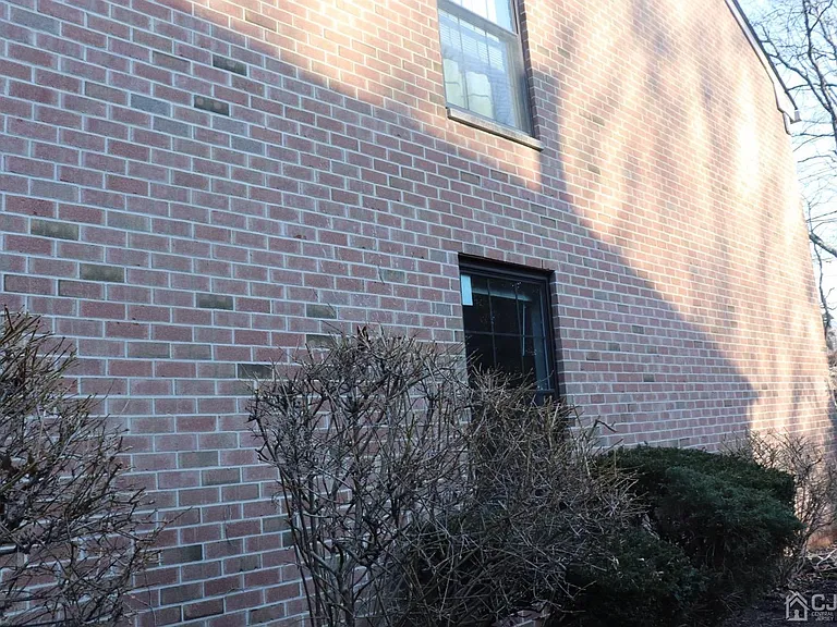 324 Gill Ln #3F — Photo 6