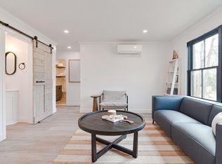 27 Chestnut St #5, Bristol, RI 02809