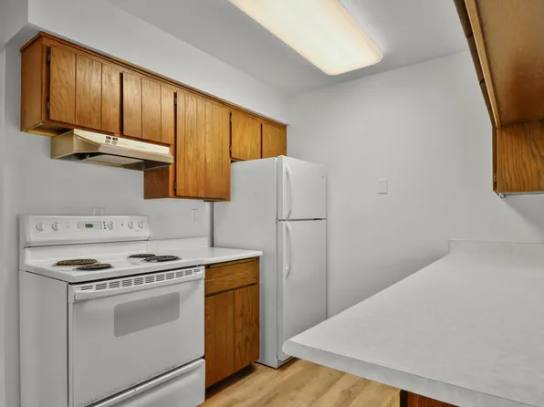 526 W Franklin St APT 4, Portage, WI 53901