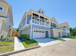 67 Thorpe Ln, Spring, TX 77389