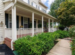 7118 Ayers Meadow Ln, Springfield, VA 22150