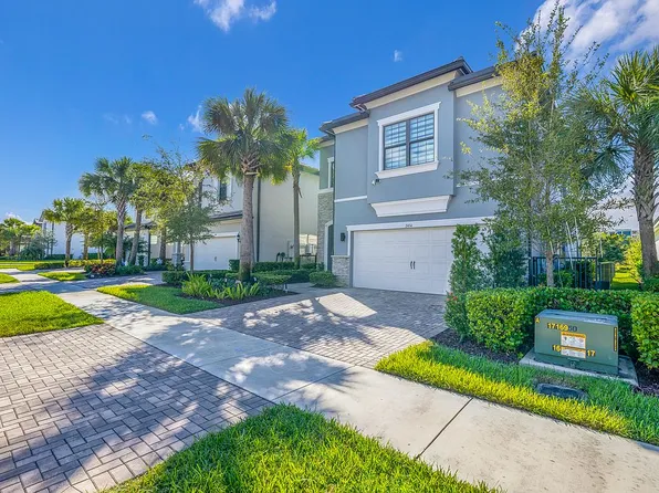 2454 Primrose Pl, Oakland Park, FL 33309