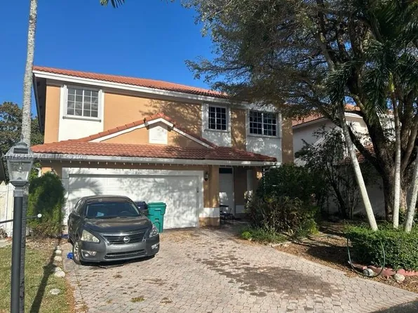 10841 SW 152nd Ct, Miami, FL 33196