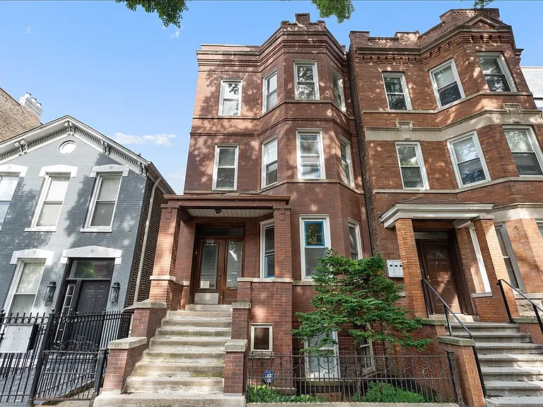 1079 N Paulina St #3 — Photo 1