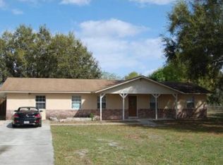 27 Moss Rd, Auburndale, FL 33823