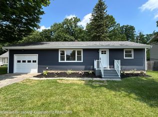 4522 Arden Rd, Lansing, MI 48917