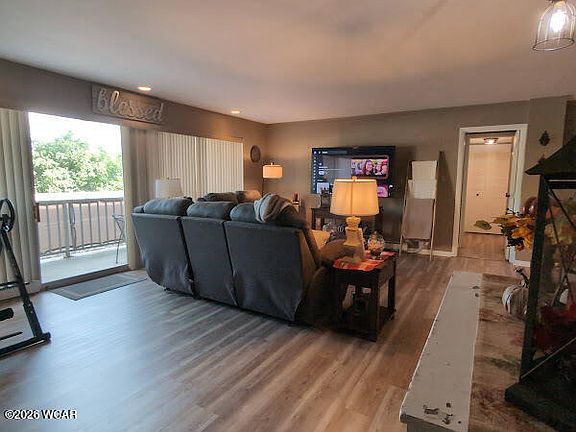 3rd image of 1755 Shawnee Rd APT 207