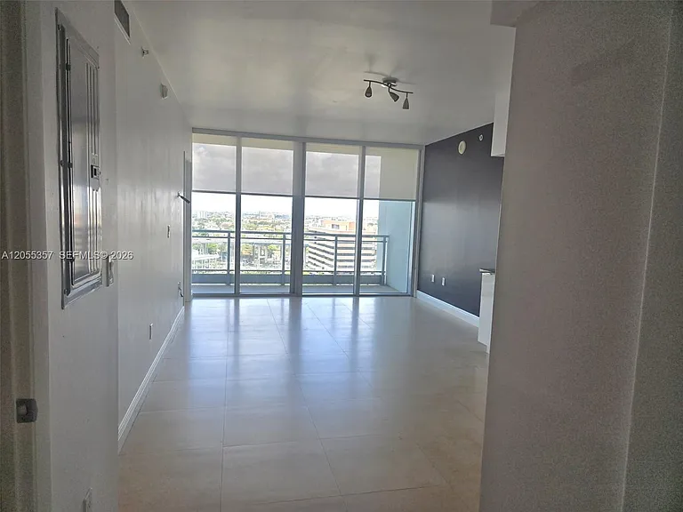 92 SW 3rd St #1808 — Photo 11