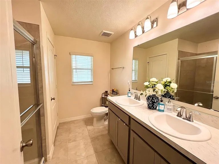2727 Meadow Stream Way — Photo 7