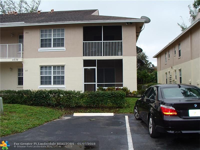1st image of 4235 S 57th Ave APT 102E