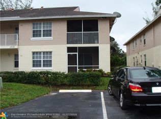 4235 S 57th Ave APT 102E, Greenacres, FL 33463