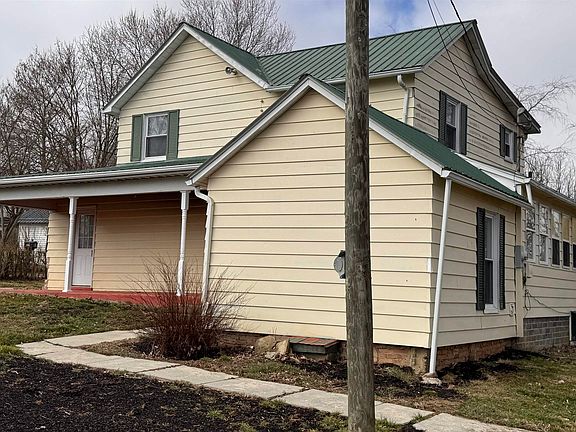 3rd image of 218 Frye Ave