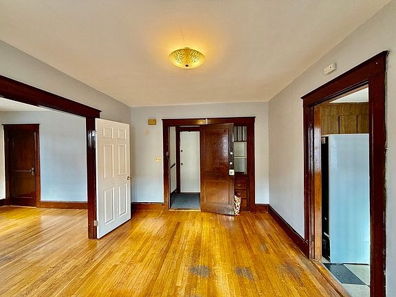 5th image of 162 South St #2-R