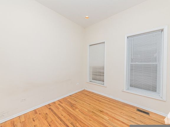 5th image of 2454 N Southport Ave #1F