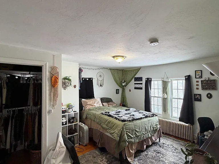66 Pleasant St — Photo 14