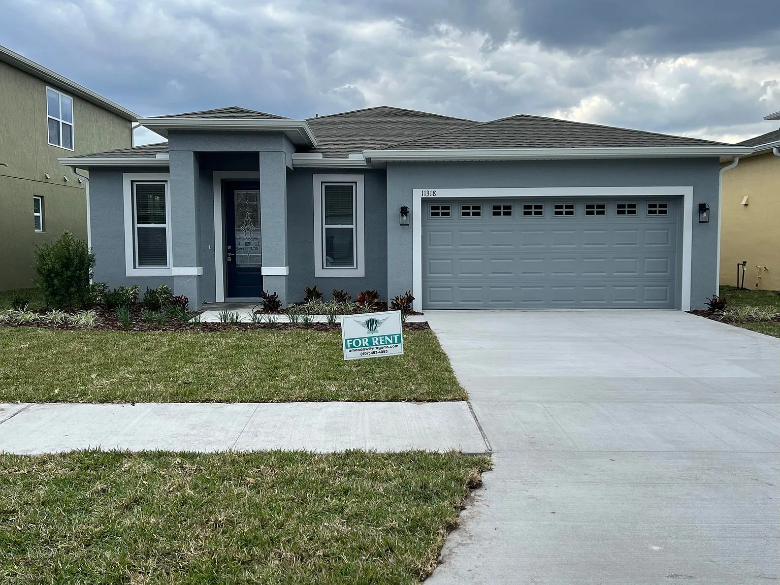 4 bed, 2.5 bath, 1876 sqft, $2,995 — Photo 1