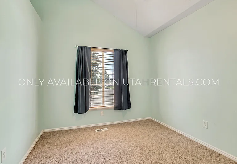 1152 N 120th St W — Photo 13