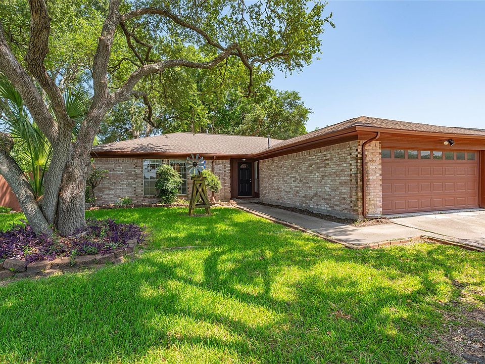 1st image of 2906 Heatherwood Dr