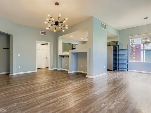 39 E Agate Ave Unit 208, Las Vegas, NV 89123