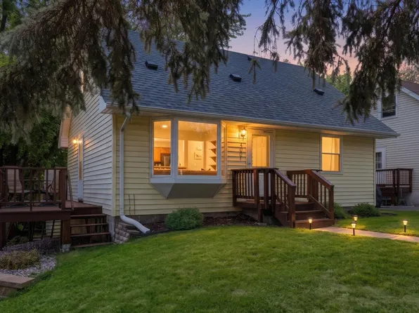 5001 Rosedale Rd, Mound, MN 55364