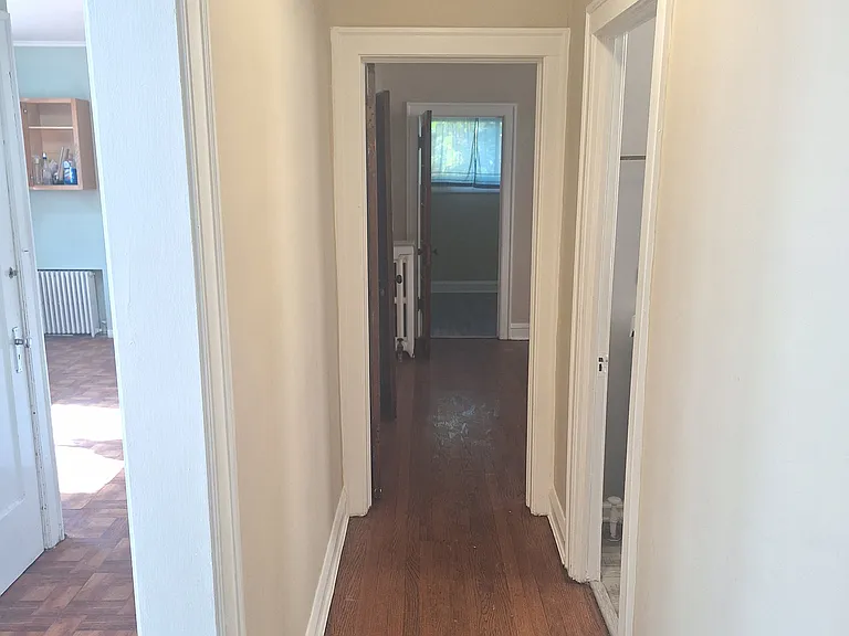 8720 S Loomis St — Photo 5