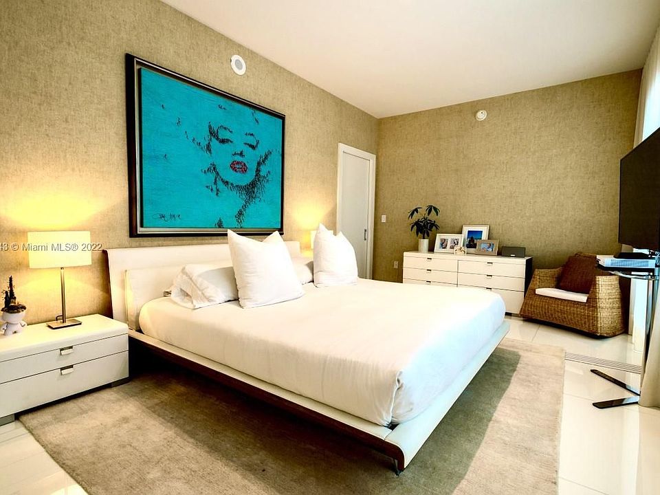 1st image of 3739 Collins Ave #N-204