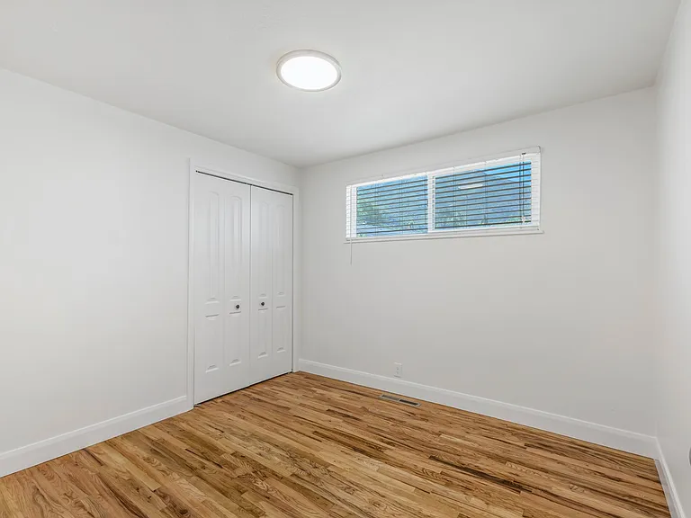 2895 E Cherry Blossom Ln — Photo 12