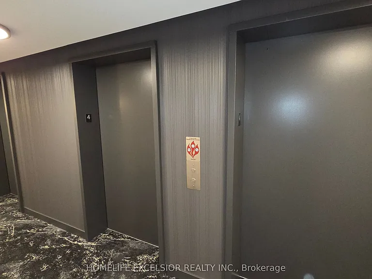 28 Ted Rogers Way #411 — Photo 15