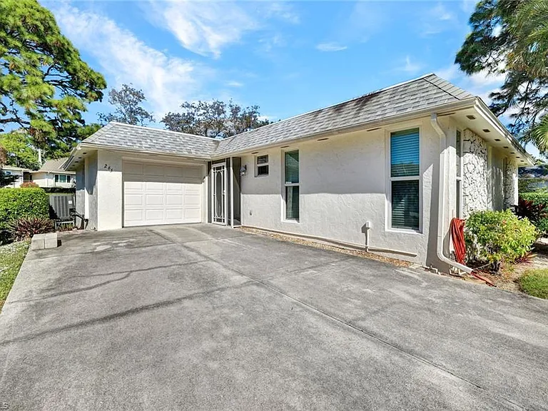 265 Georgetown Blvd #60 — Photo 1