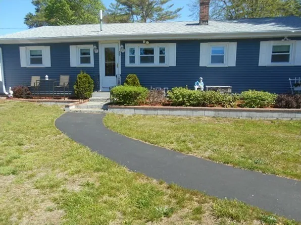 59 Wareham Lake Shore Dr, East Wareham, MA 02538