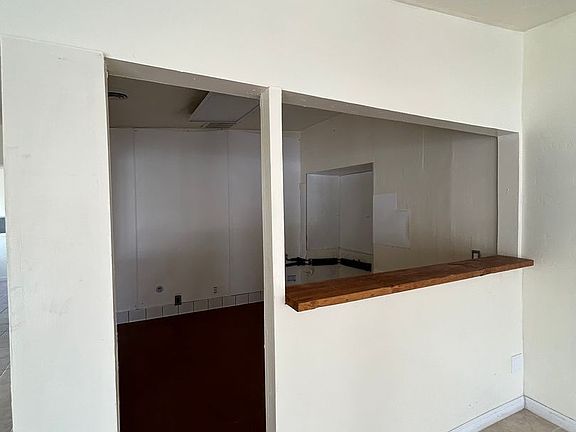 5th image of 811-819 C Ave #310B