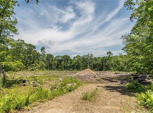 291 Lester Rd, Griswold, CT 06351