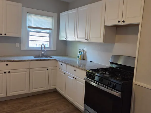 145 Hawkins St #2, Derby, CT 06418
