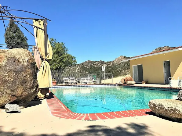 35610 Jewel Ln, Wildomar, CA 92595