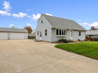 2724 Seely Ave SE, Cedar Rapids, IA, 52403