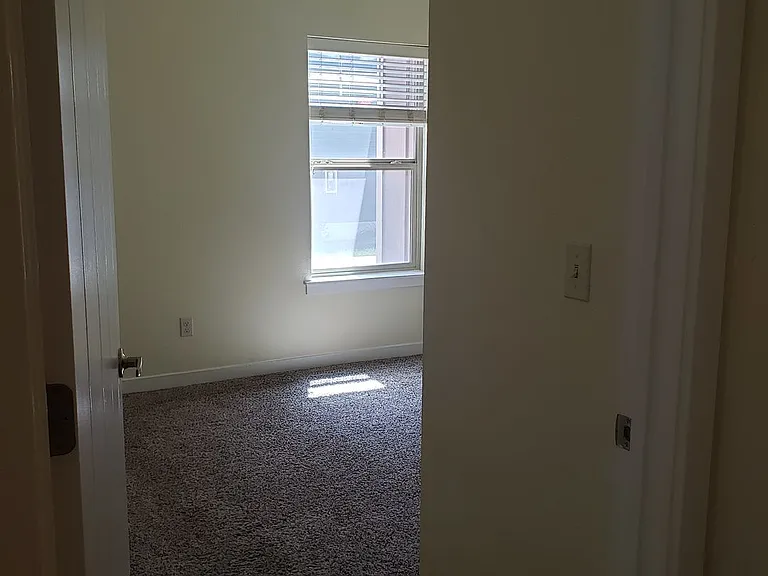 1530 W Ann Taylor St #N — Photo 25