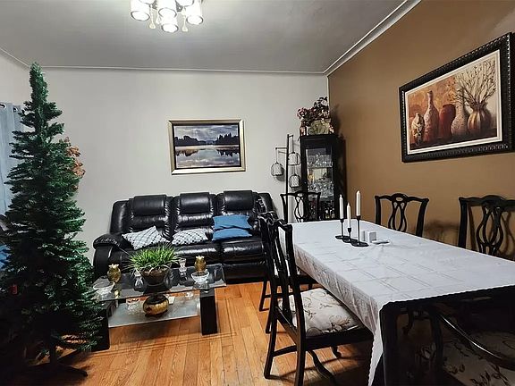 4th image of 3241 84th St