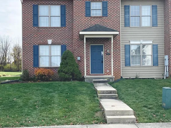 1922 Powell Dr, Chambersburg, PA 17201