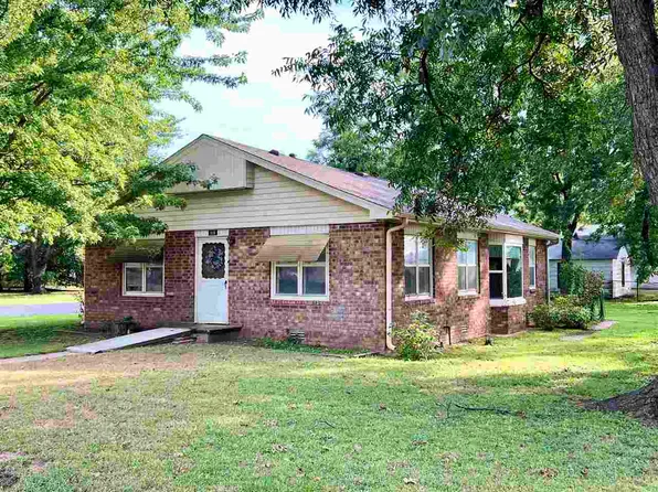 316 N Jenkins St, Tonkawa, OK 74653