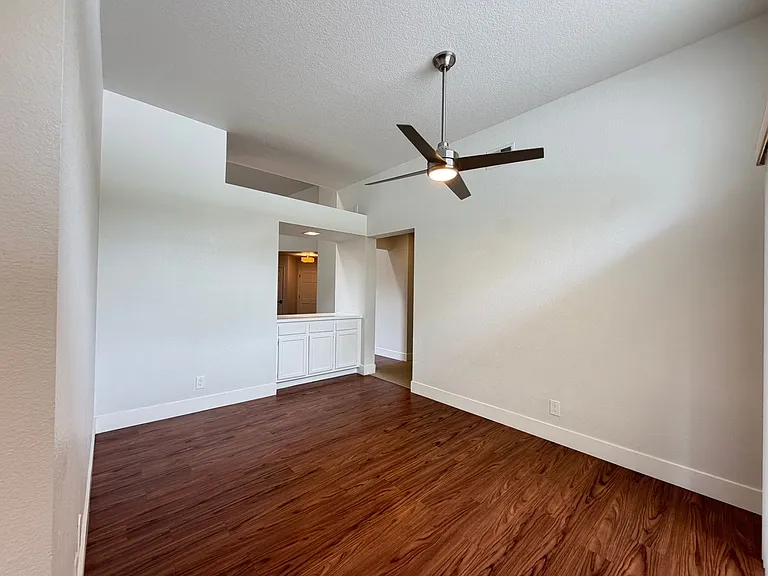 27861 Sheffield — Photo 8