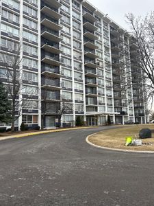 8801 W Golf Rd APT 11I, Niles, IL, 60714