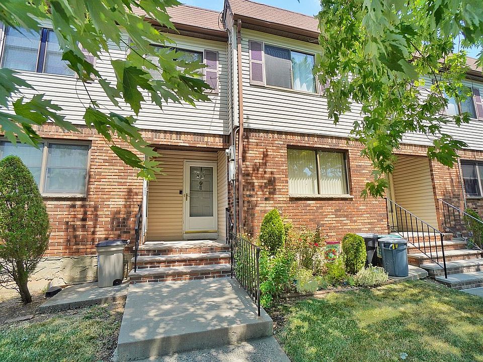 1st image of 217B Katan Ave #31B