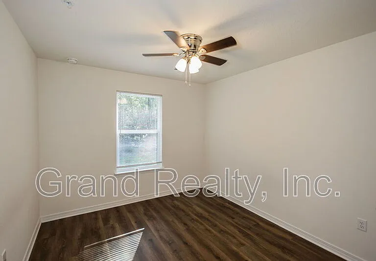 6283 Holland Rd — Photo 17