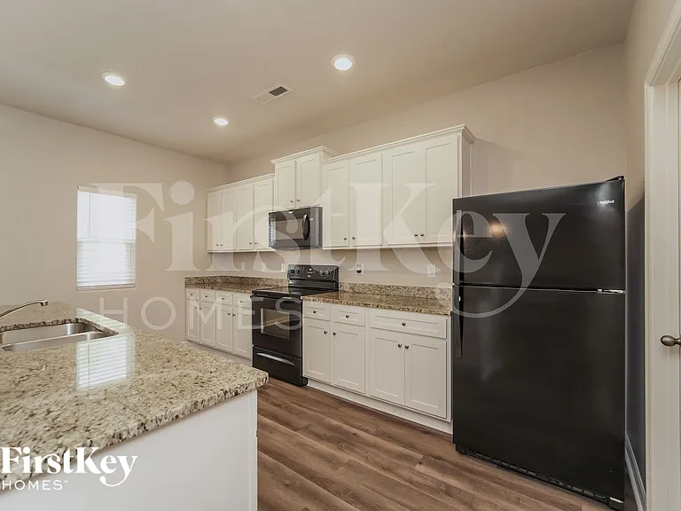 8317 Kneller St #52 — Photo 8