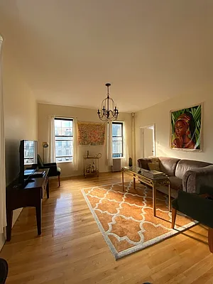 Rented by Oxford Property Group | media 27