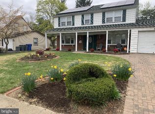 43 Hamilton Ln, Willingboro, NJ 08046